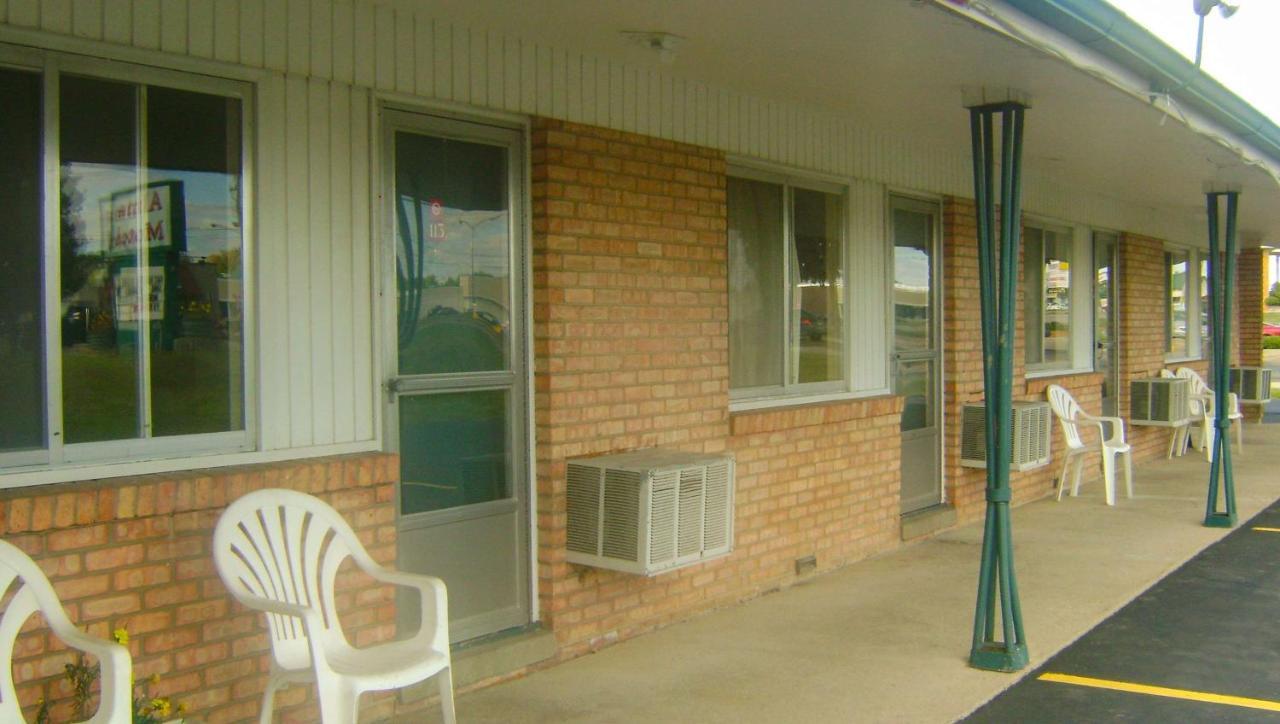 Motel Alma Motel *